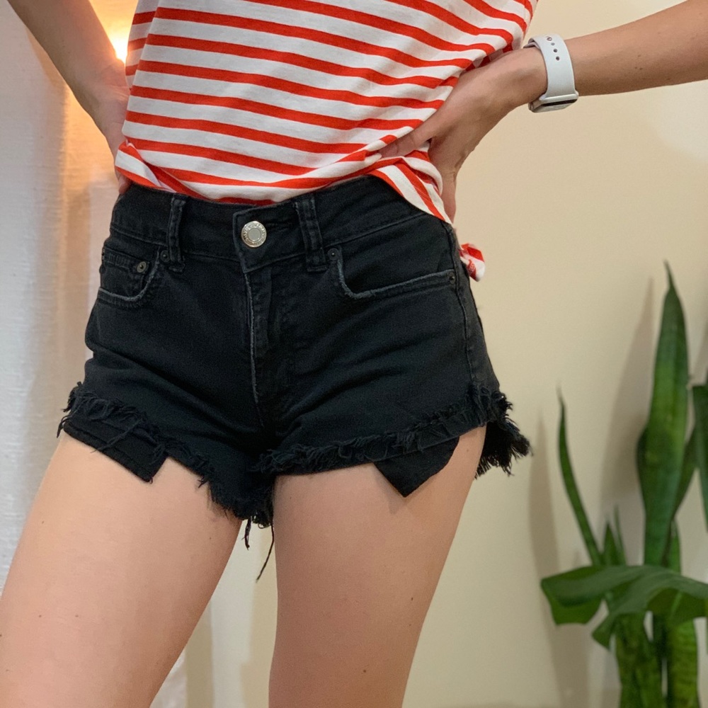 Black distressed high-waisted jean shorts